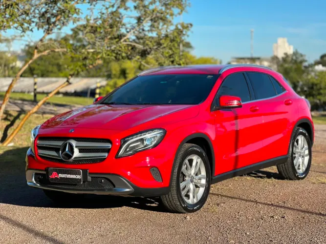 Mercedes-Benz GLA 200 Adv. 1.6/1.6 TB 16V Flex Aut. 2015