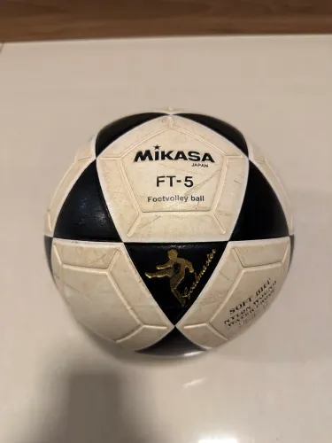 Bola Mikasa FTV