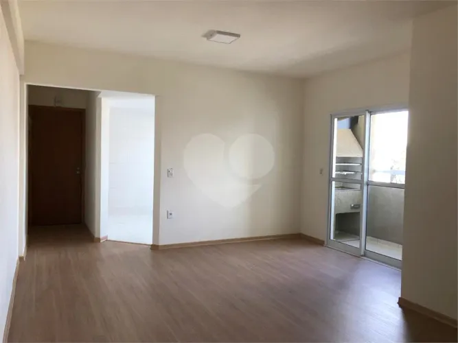 Apartamento com 3 quartos para locação em Campestre - SP