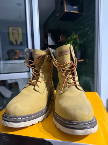 Bota impermeável 38 