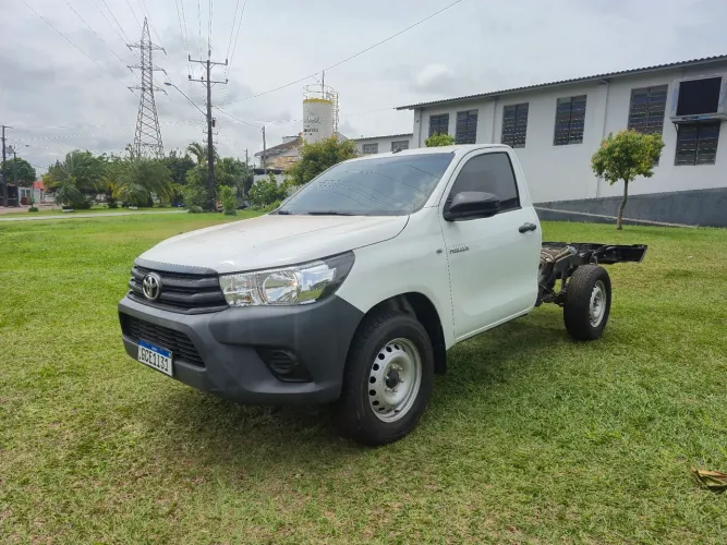 Toyota Hilux Chassi 4X4 2.8 TDI Diesel Mec. 2024