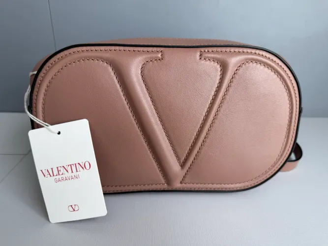 Bolsa Valentino Garavani VLogo - Nova