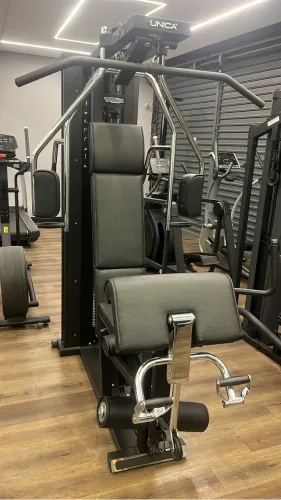 Estação de musculação Technogym Única