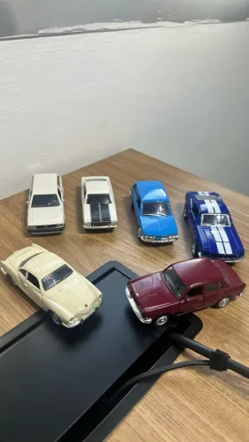 06 miniaturas clássicas 1:43