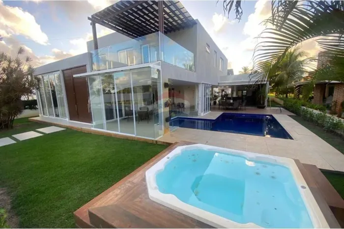 Vende casa duplex, Frente leste e próximo ao mar, no cond. Morada da Praia II - Mosqueiro
