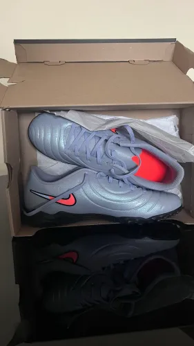 Chuteira Nike Society Tiempo Legend 10 Academy Adulto- Sem uso
