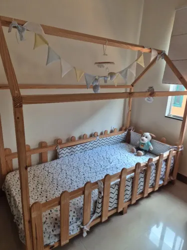 Cama montessoriana casinha