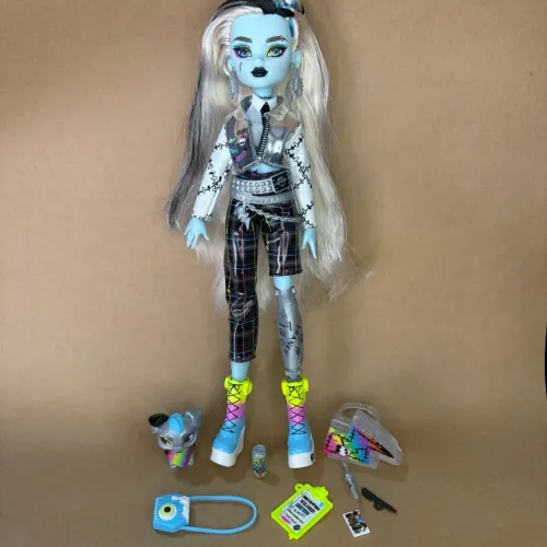 Boneca Frankie Stein Welcome Committee Monster High G3