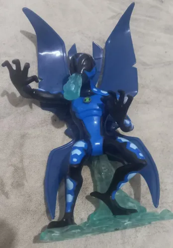 Friagem ben10 colecionador