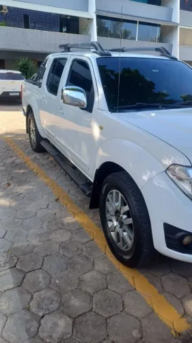 Nissan Frontier SL CD 4X4 2.5tb Diesel AUT 2015