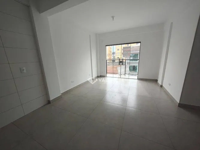 Apartamento 2.500,00 Próximo a UINVEL