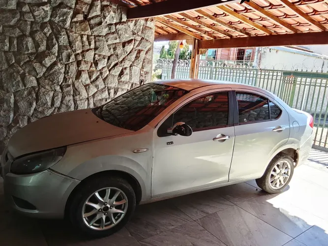 JAC J3 Turin Sedan 1.4 16V 4P Mec. 2012