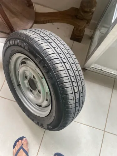 Jogo de Rodas Brasília com pneu