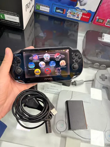 PS VITA 256 gb primeiro modelo com jogos