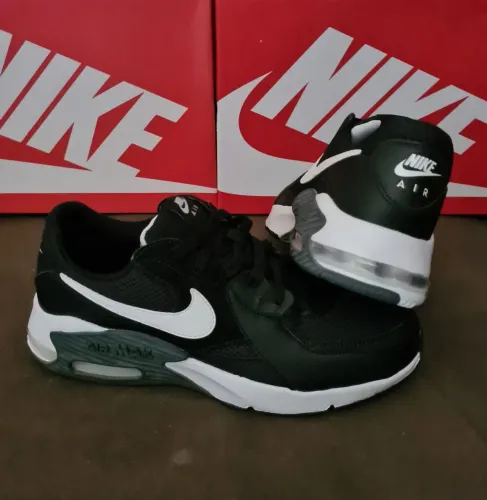 Tênis Nike Air Max Excee black Tam 40, 41 e 43 (original / novo)