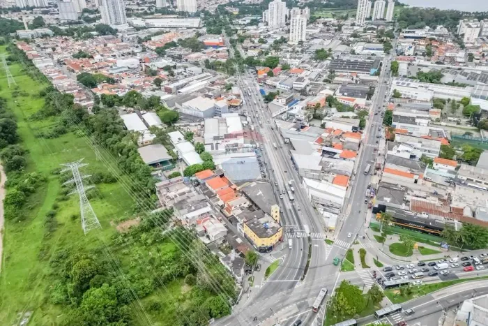 Oportunidade Estratégica: Ponto Comercial Icônico no Largo do Socorro