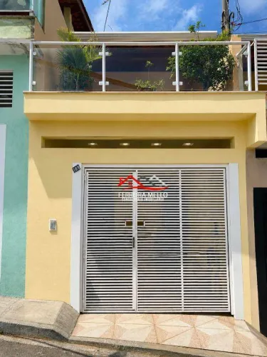 Sobrado com 2 dormitórios para alugar, 69 m² por R$ 2.666,92/mês - Vila Bazu - Franco da R