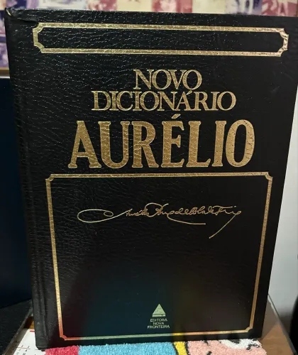Dicionários AURÉLIO e NOVO MICHAELIS