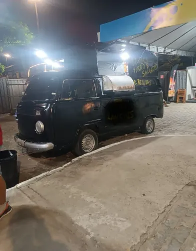 Volkswagen Kombi Furgão (álcool) 2003