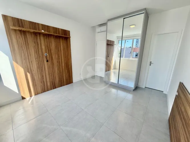 Apartamento com 2 dormitórios, sendo 1 suíte, localizado no Centro de Blumenau
