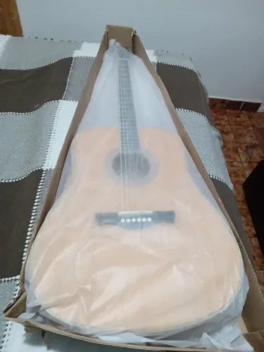 Violão tagima