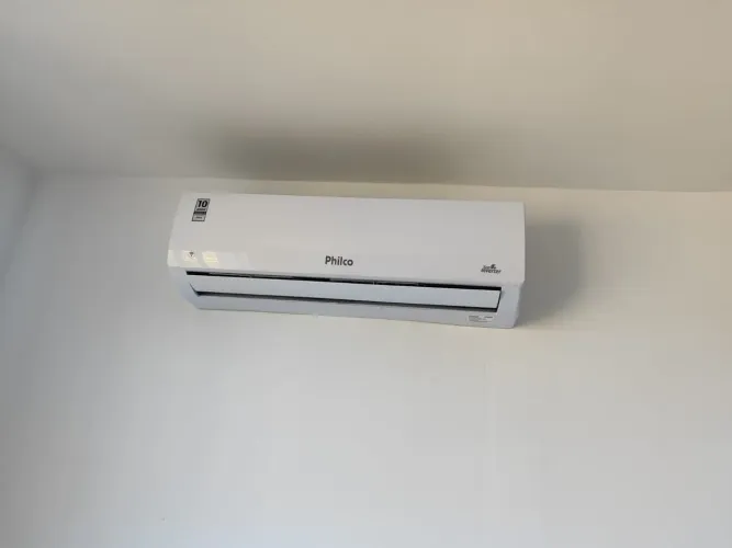 Ar Condicionado Philco Eco Inverter 12.000 BTUs (220V) - Já Desinstalado
