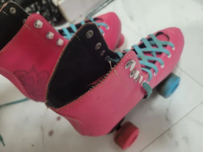 Patins Quad Feminino Tamanho 38 - Nunca Usado 