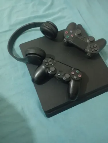 PS4 SLIM