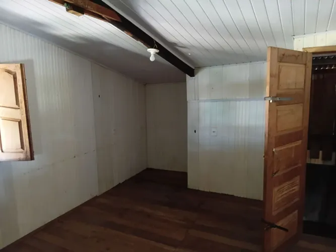 Aluguel quarto 500 reais.