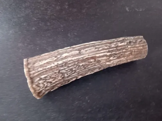 Material em resina para artesanato ou cutelaria - tema chifre de cervo