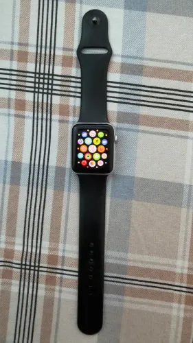 Apple Watch séries 3 42mm saúde da bateria 87%