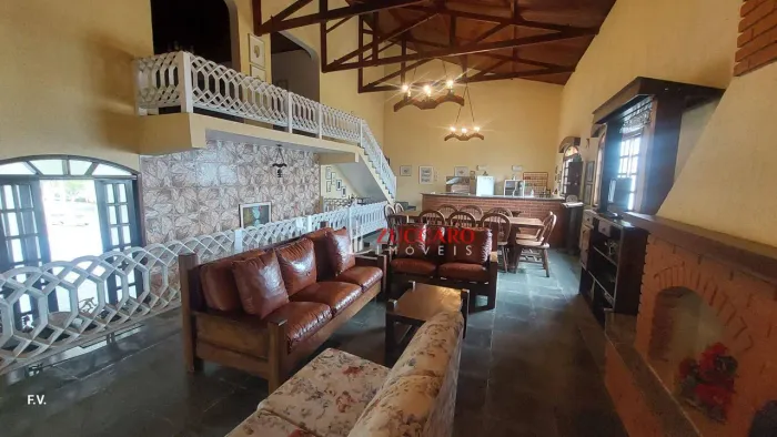 Casa com 4 dormitórios à venda, 520 m² por R$ 1.000.000,00 - Recento no Céu - Santa Isabel