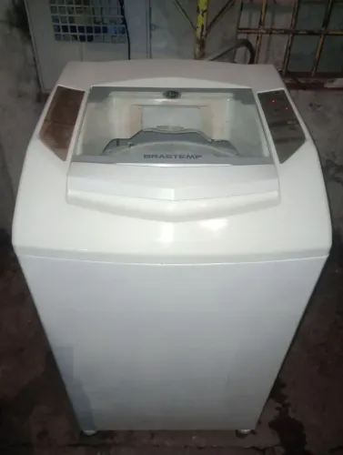 Vendo máquina de lavar 8 kilos 127 volts