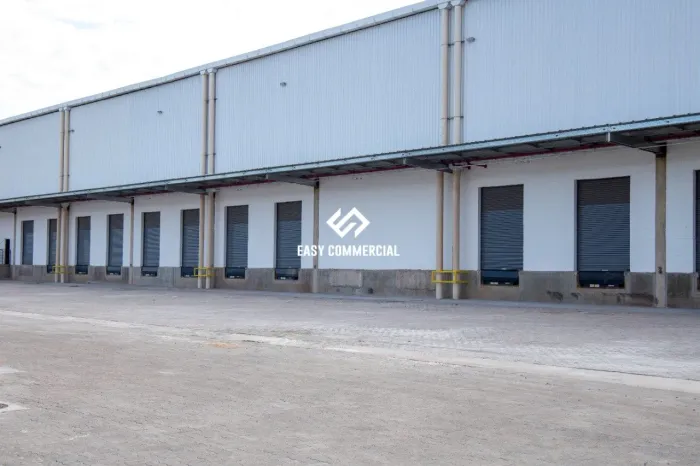 Galpão cross-docking com 4.0504 m²