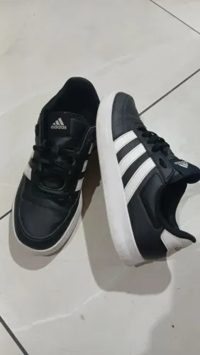 Tênis Adidas Original perfeito 