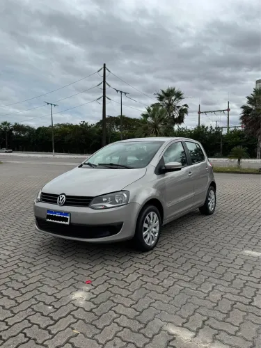 Volkswagen Fox 1.6 MI Total Flex 8V 5P 2013