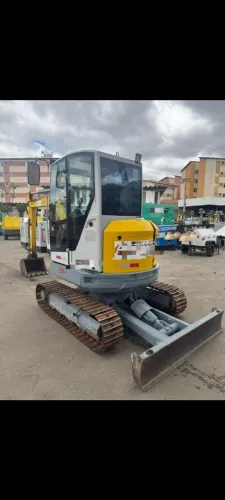 Mini Escavadeira Wacker Neuson EZ36 wacker ano 2016
