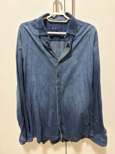 Camisa jeans Dudalina confort fit tamanho 4/GG