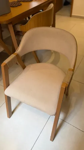Cadeira para mesa de jantar 
