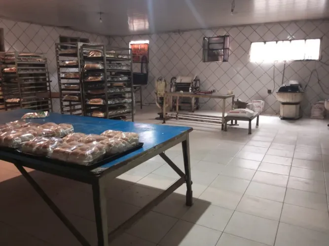 Vendo fábrica de pães