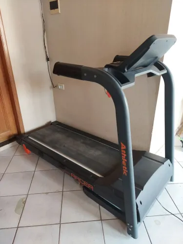 Vendo Esteira Athletic Race