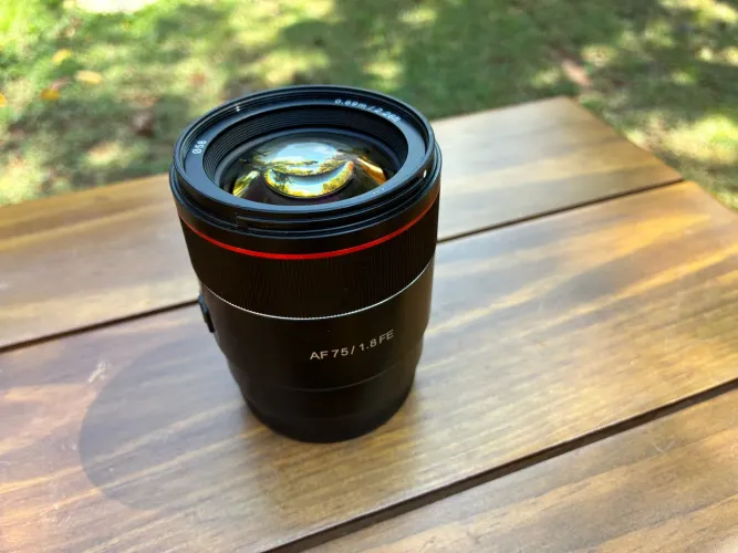 Lente Samyang Af 75mm F/1.8 Fe Sony E Full Frame