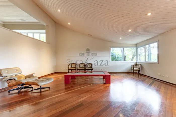 Casa em Condomínio - Morumbi - 4 Suítes - 754m².