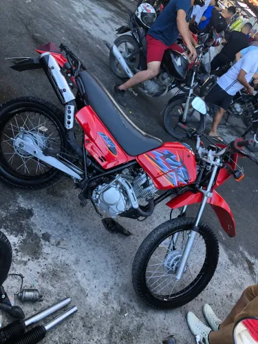 XLR 125 ANO 2001, 8.500$ 