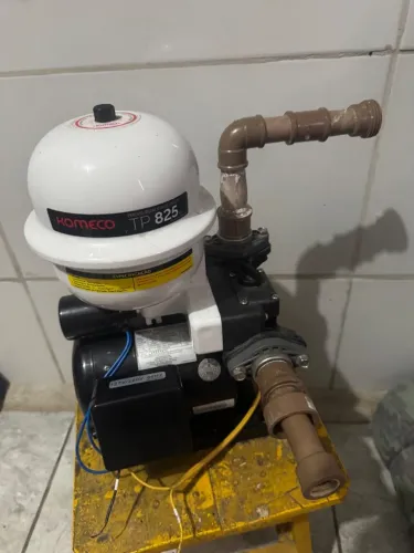Pressurizador de Água komeco TP-825 G3 ( n? de série 00004891)
