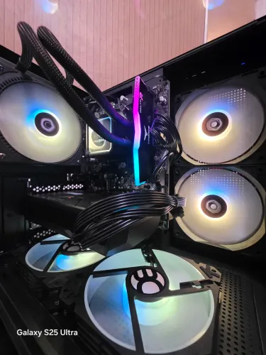 Pc Gamer Lindo com design moderno e configuração absurda