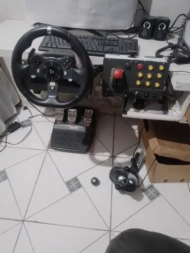 Volante g920 ótimo estado