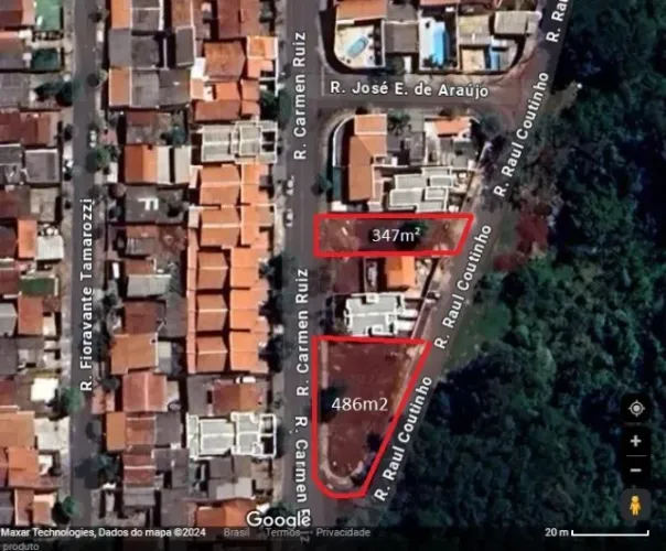Terreno com 486 m2 em rua principal