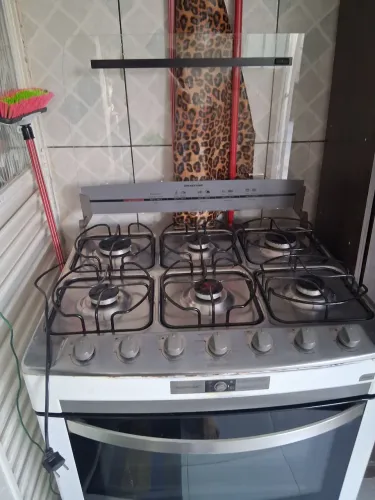 Vendo fogão 6 bocas Brastemp