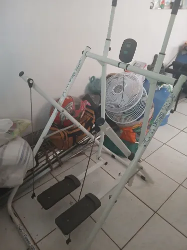 Vendo aparelho de ginástica simulador de caminhada 